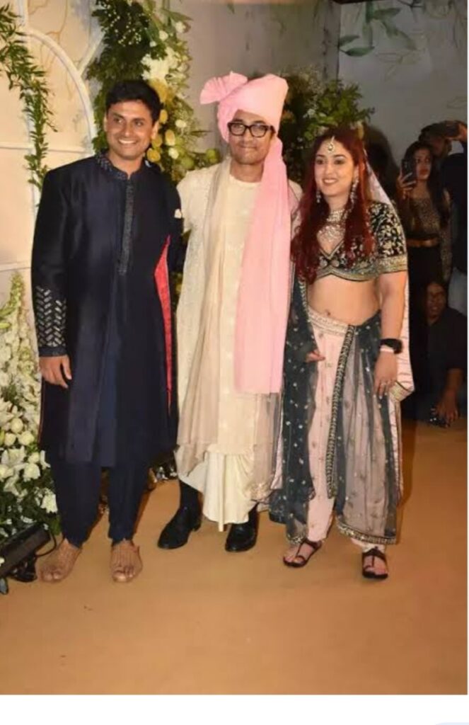 Amir khan की बेटी इरा खान ने हाल ही में मशहूर फिटनेस ट्रेनर नूपुर शिखारे से शादी कर ली है। इस खास मौके पर, आइए देखते हैं इस खूबसूरत शादी की तस्वीरे, शादी के इस खास मौके पर, आयरा और नूपुर की तस्वीरें