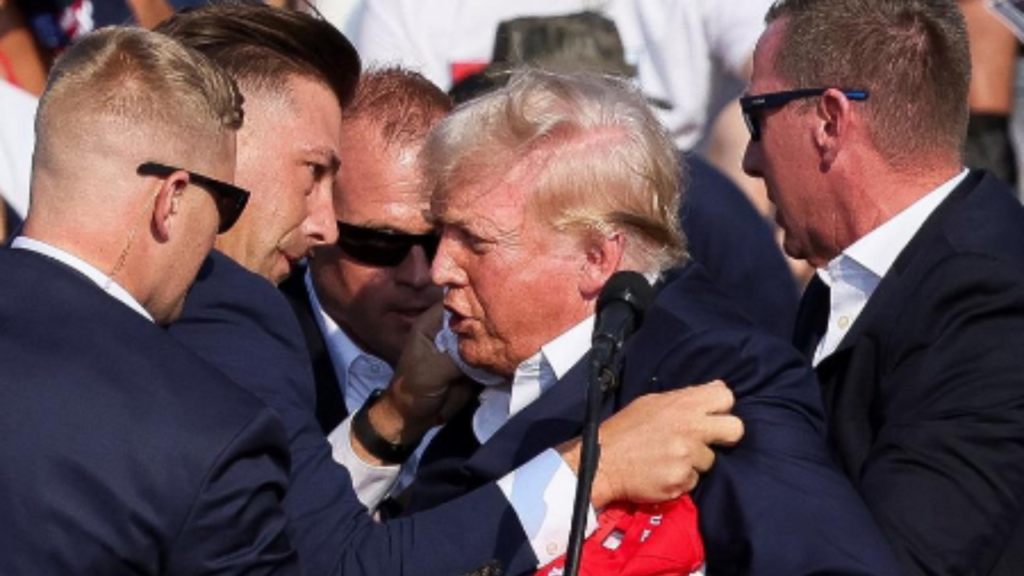 Donald Trump : क्या हुआ था गोली लगने से ठीक पहले ? अमेरिका में सुरक्षा को लेकर टूटे सारे भ्रम। Donald Trump