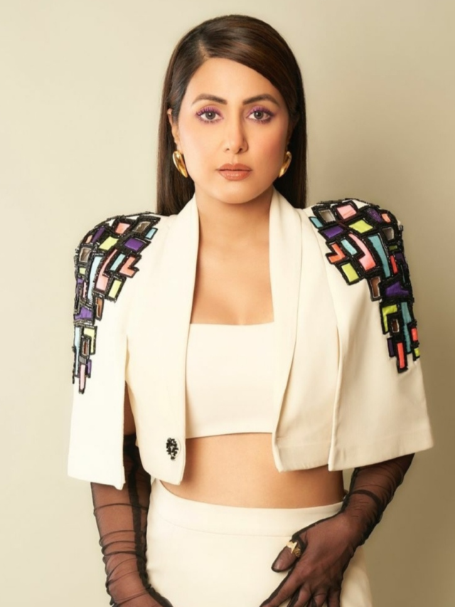 Hina khan