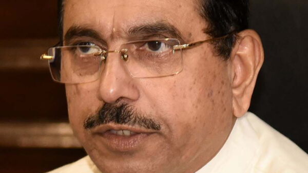 कौन हैं Pralhad Joshi Education Minister? जानिए पूरा करियर, काम और विवाद