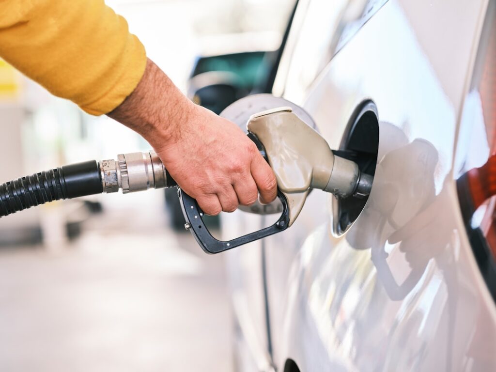 Current image: E20 petrol pump fuel nozzle symbolic image