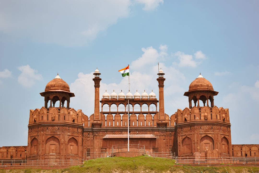 Independence Day 2026 Celebration: लाल किले से लेकर राज्यों तक, जानें कैसे मनाया गया 80वां स्वतंत्रता दिवस Independence Day 2026 Celebration - तिरंगा राष्ट्रीय ध्वज प्रतीकात्मक तस्वीर