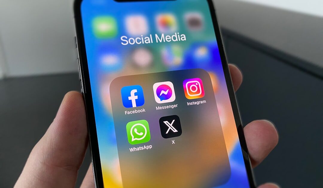 Meta Million Dollar Fine: बच्चों की सुरक्षा में लापरवाही बनी वजह Meta Instagram Facebook social media apps
