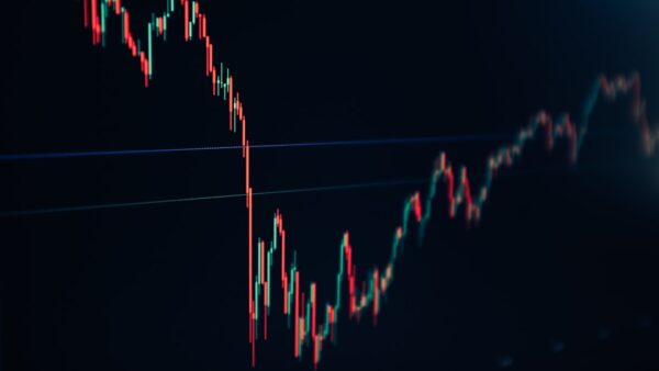 Paytm SEBI Notice: शेयर में गिरावट, CEO विजय शेखर शर्मा और CFO मधुर देवड़ा को मिला शो-कॉज नोटिस