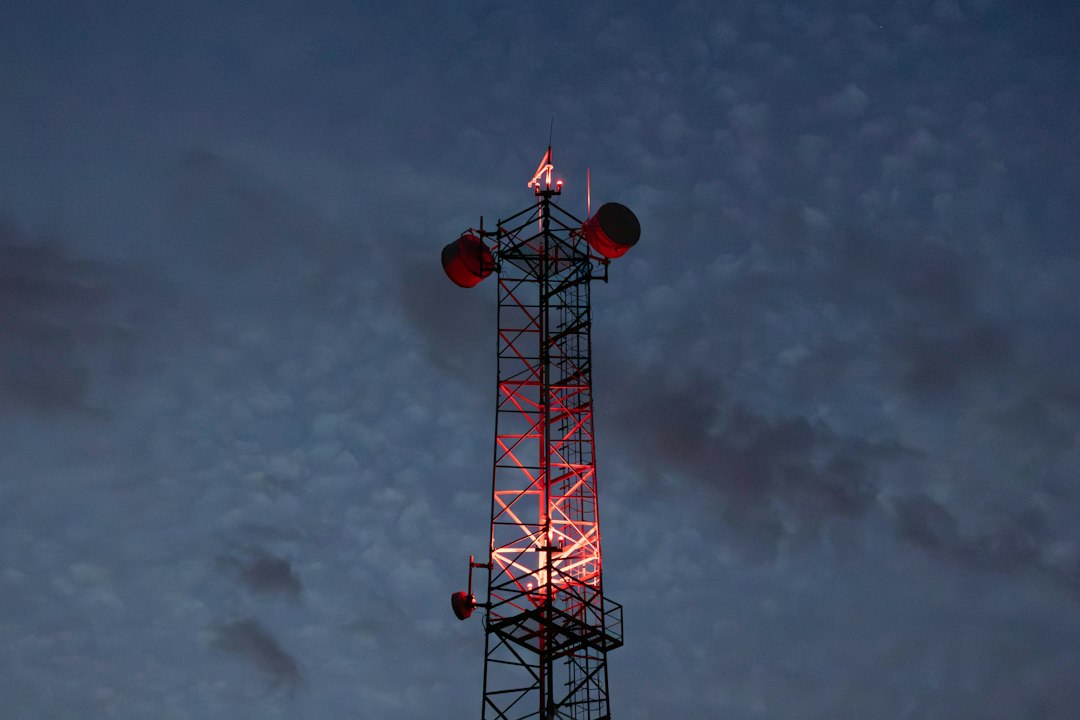 Telecom Technician Job 2026: Indus Towers, ATC, Mahindra, Jio, Airtel, Vodafone में फ्रेशर कैसे बनें टेक्नीशियन, जानें पूरी डिटेल टेलीकॉम टेक्नीशियन जॉब - प्रतीकात्मक तस्वीर